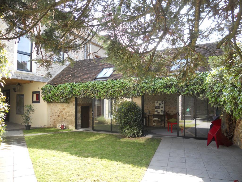 Bed and Breakfast Le Nid D'Hirondelles Perthes-en-Gatinais Екстер'єр фото